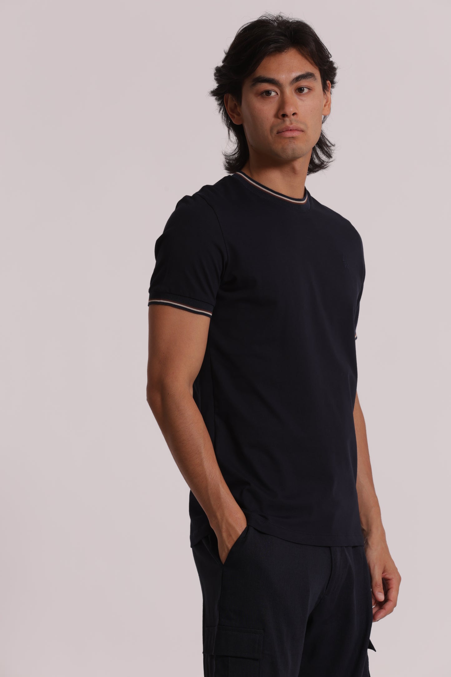 T-SHIRT IN COTONE FINITURA TRICOLORE