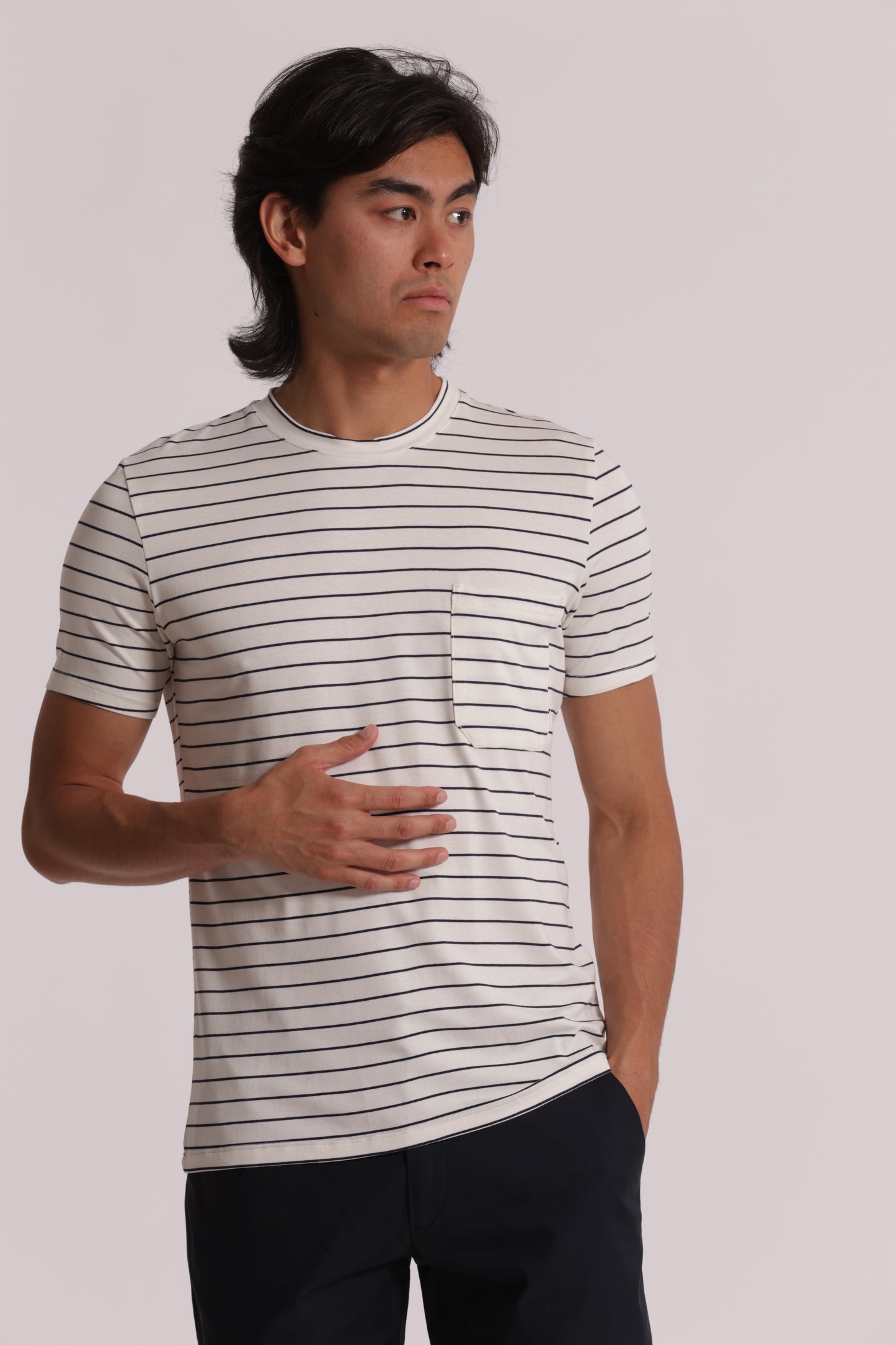 T-SHIRT GIROCOLLO CON TASCHINO MARINIERE