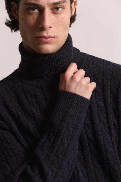 MAGLIA DOLCEVITA A TRECCE