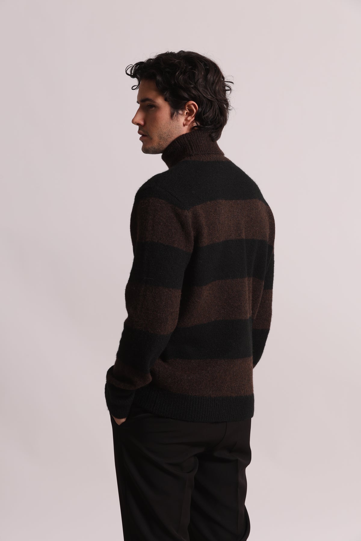 MAGLIONE DOLCEVITA A RIGHE