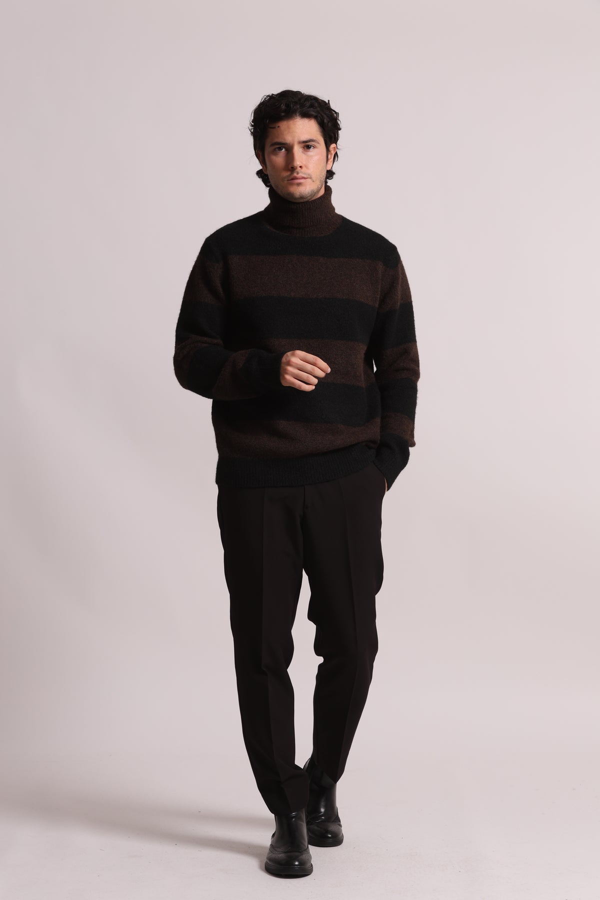 MAGLIONE DOLCEVITA A RIGHE