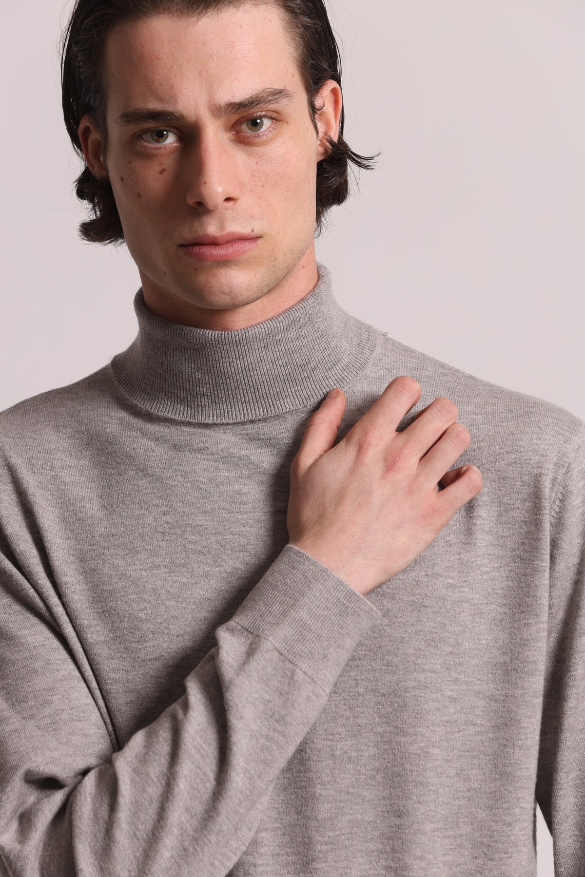 MAGLIA DOLCEVITA MANO CASHMERE