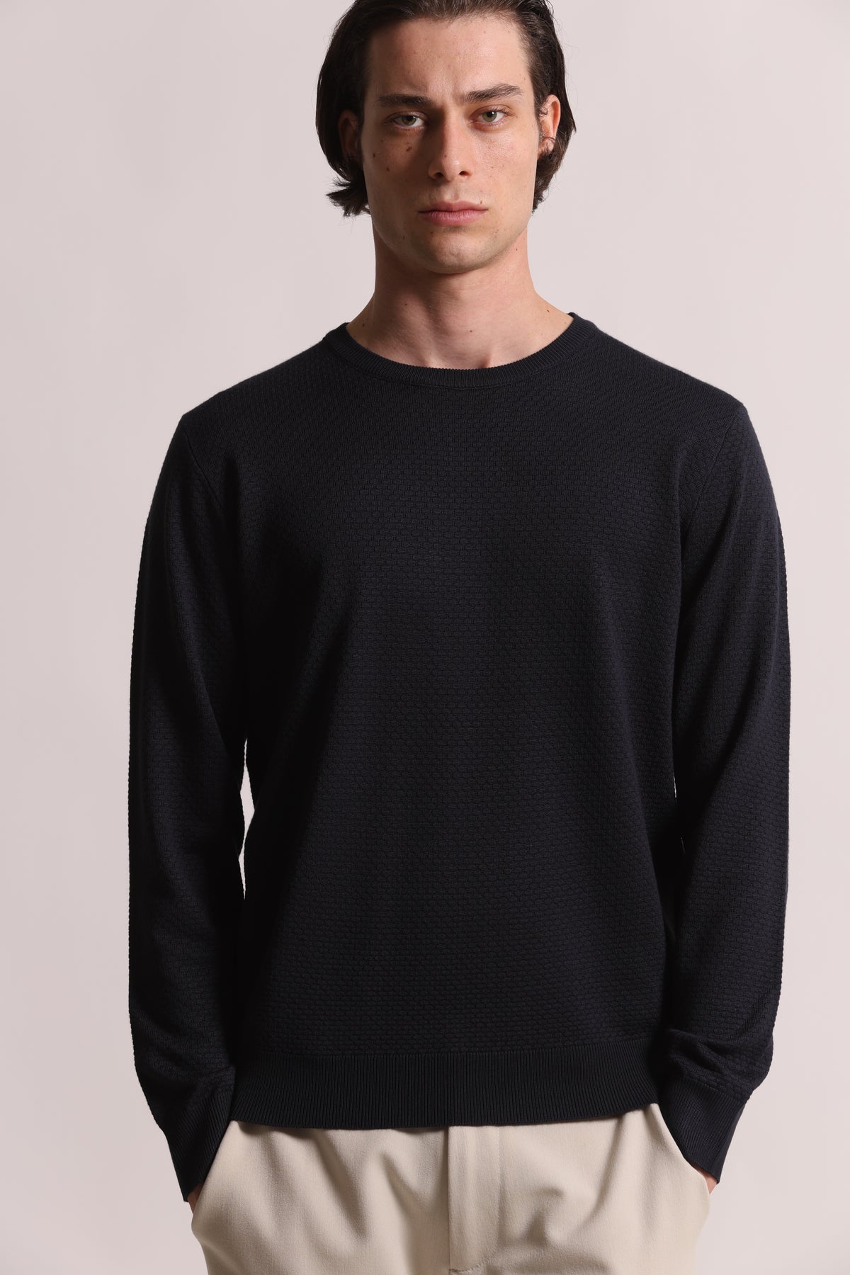 MAGLIA GIROCOLLO CON TEXTURE