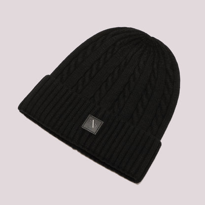 BERRETTO BASIC IN MAGLIA CON TRECCE