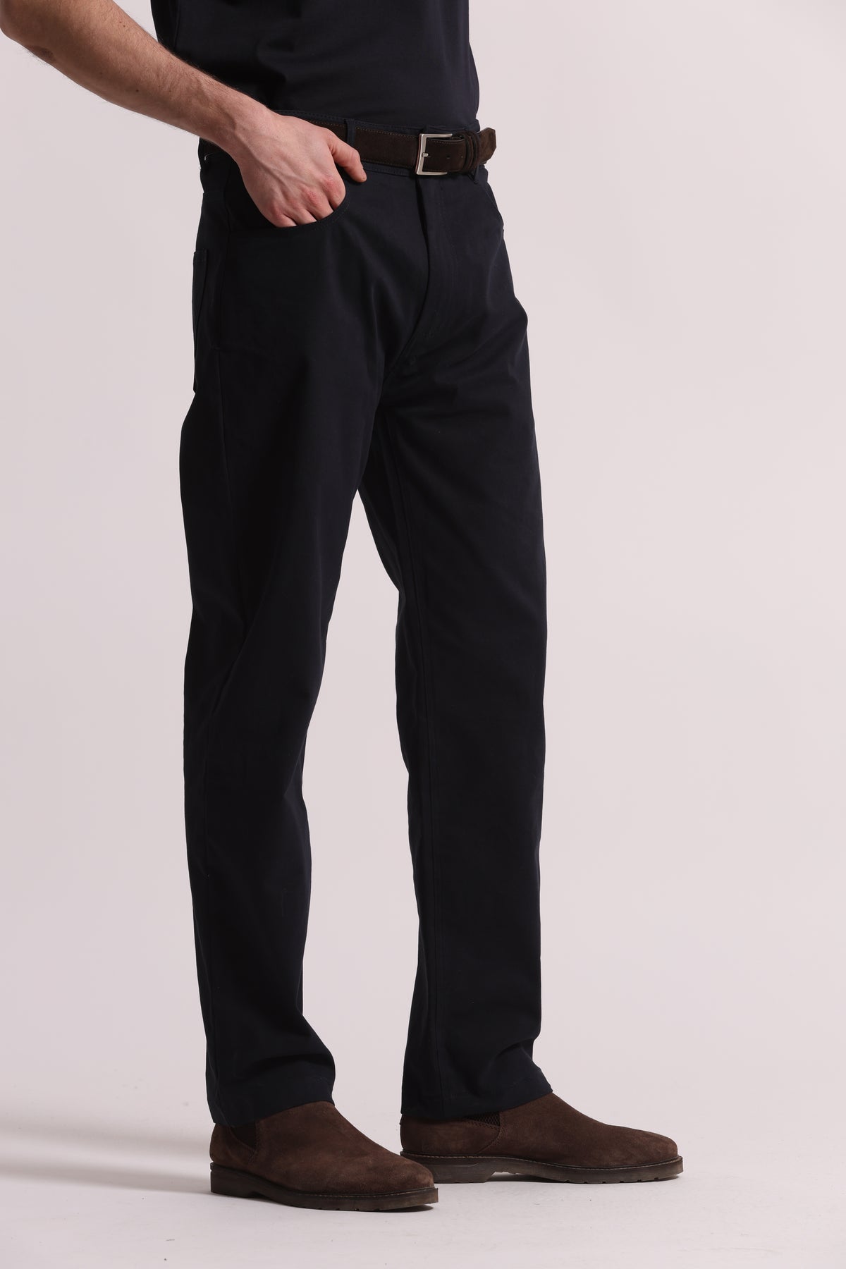 PANTALONI IN GABARDINA DI COTONE CON PINCES