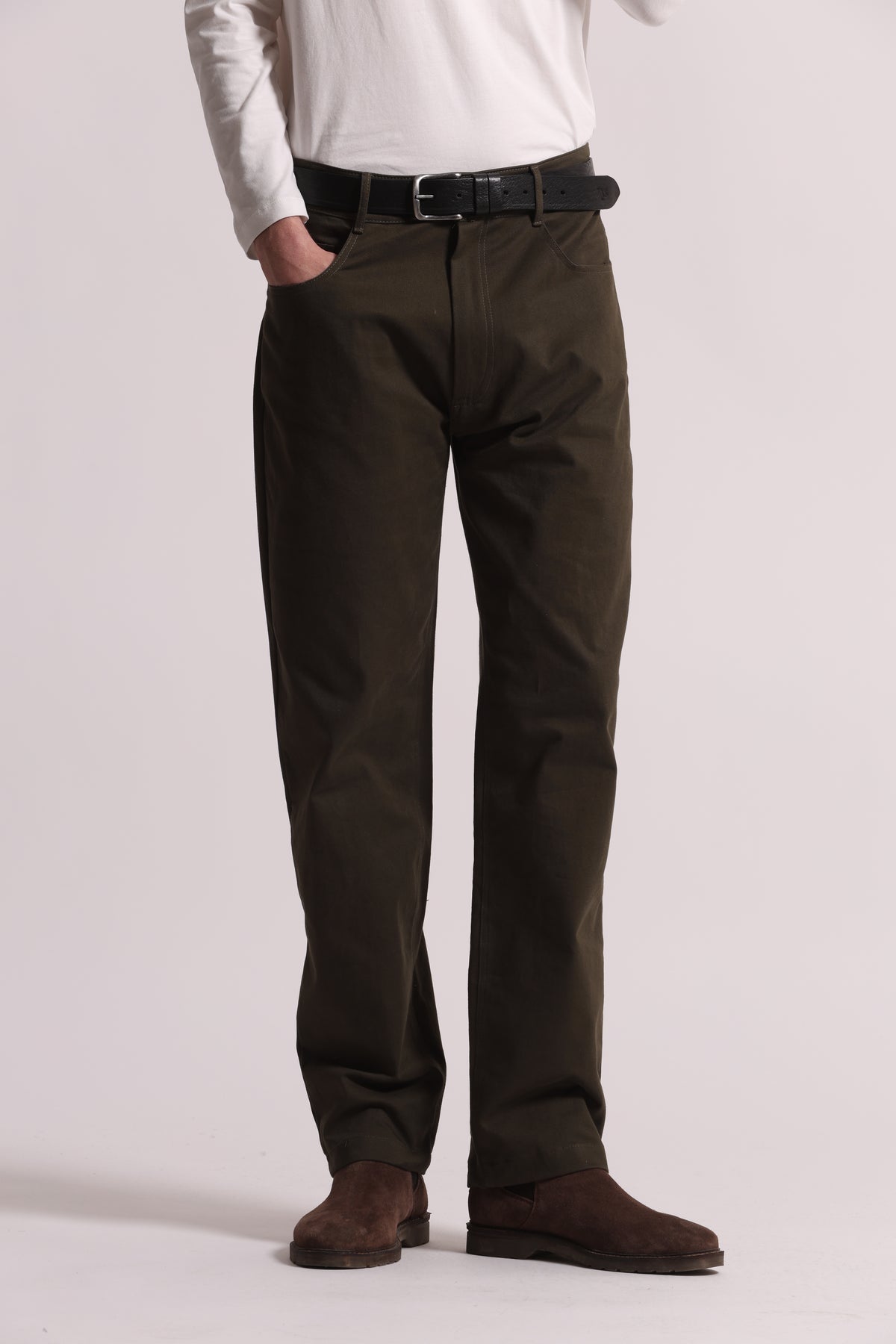 PANTALONI IN GABARDINA DI COTONE CON PINCES