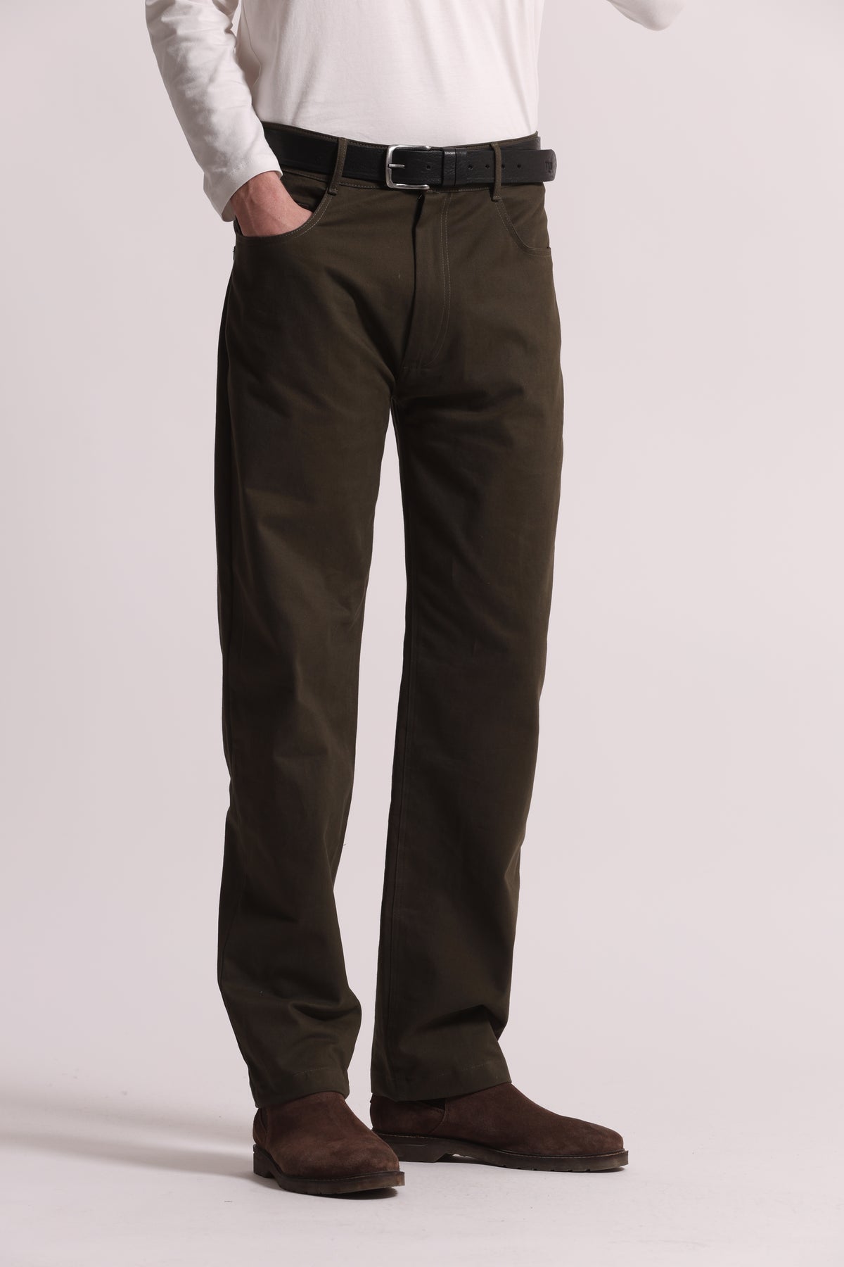 PANTALONI IN GABARDINA DI COTONE CON PINCES