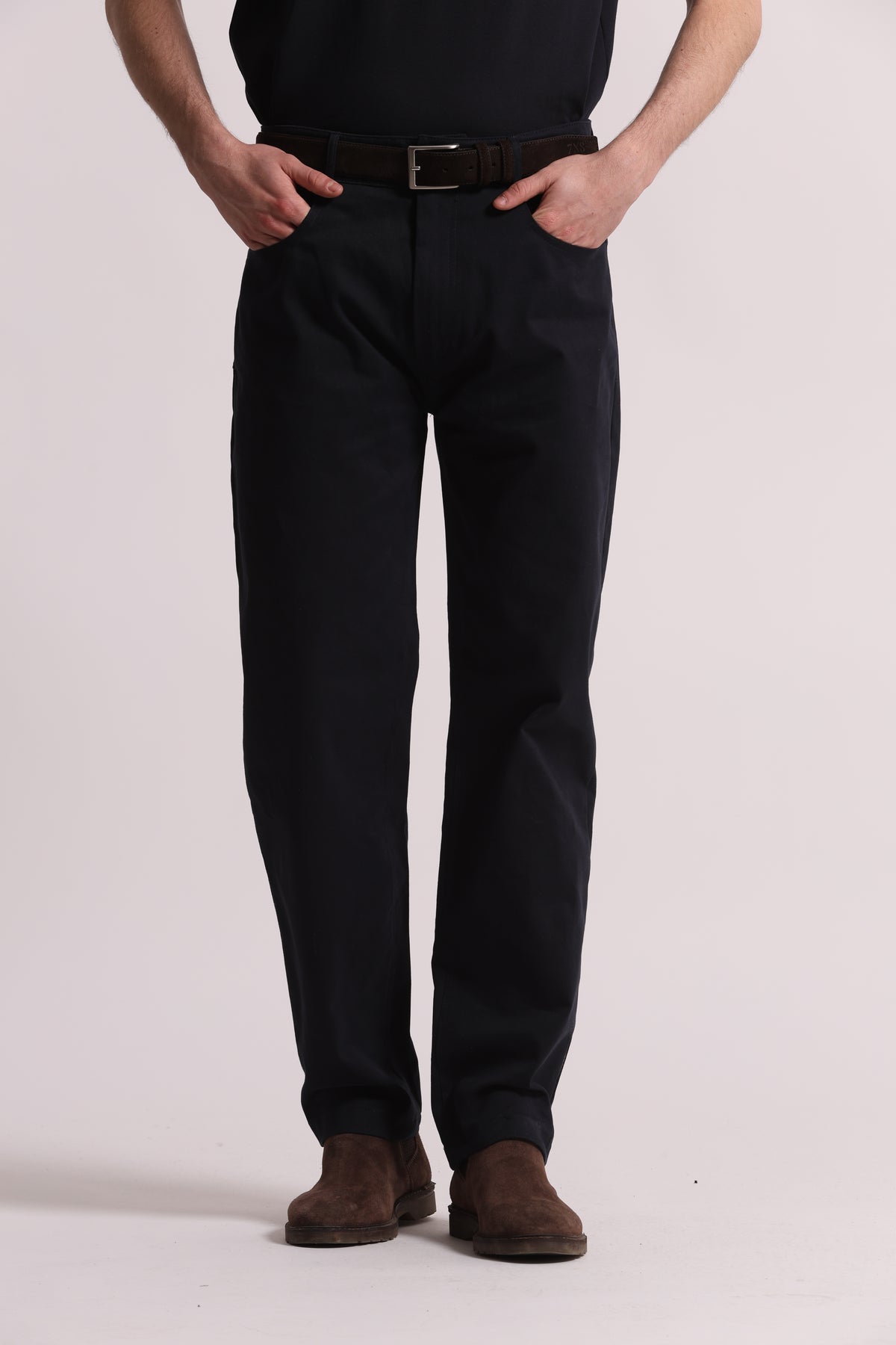 PANTALONI IN GABARDINA DI COTONE CON PINCES