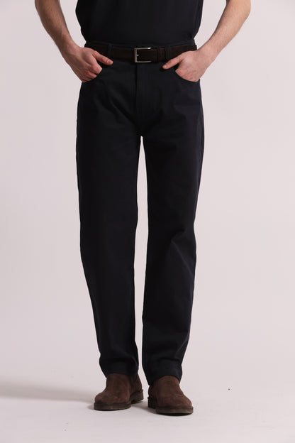 PANTALONI IN GABARDINA DI COTONE CON PINCES