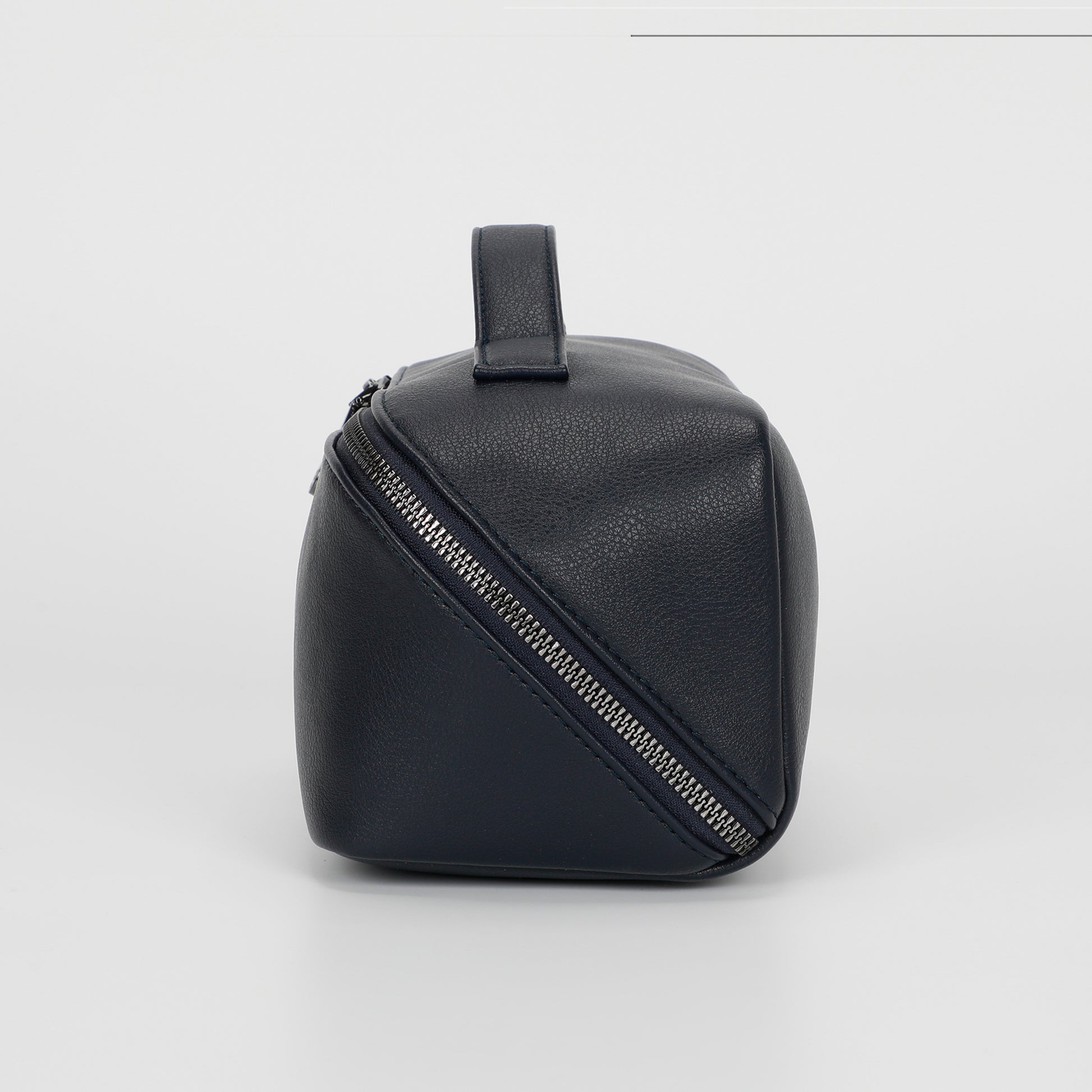 BEAUTY-CASE IN SIMILIPELLE