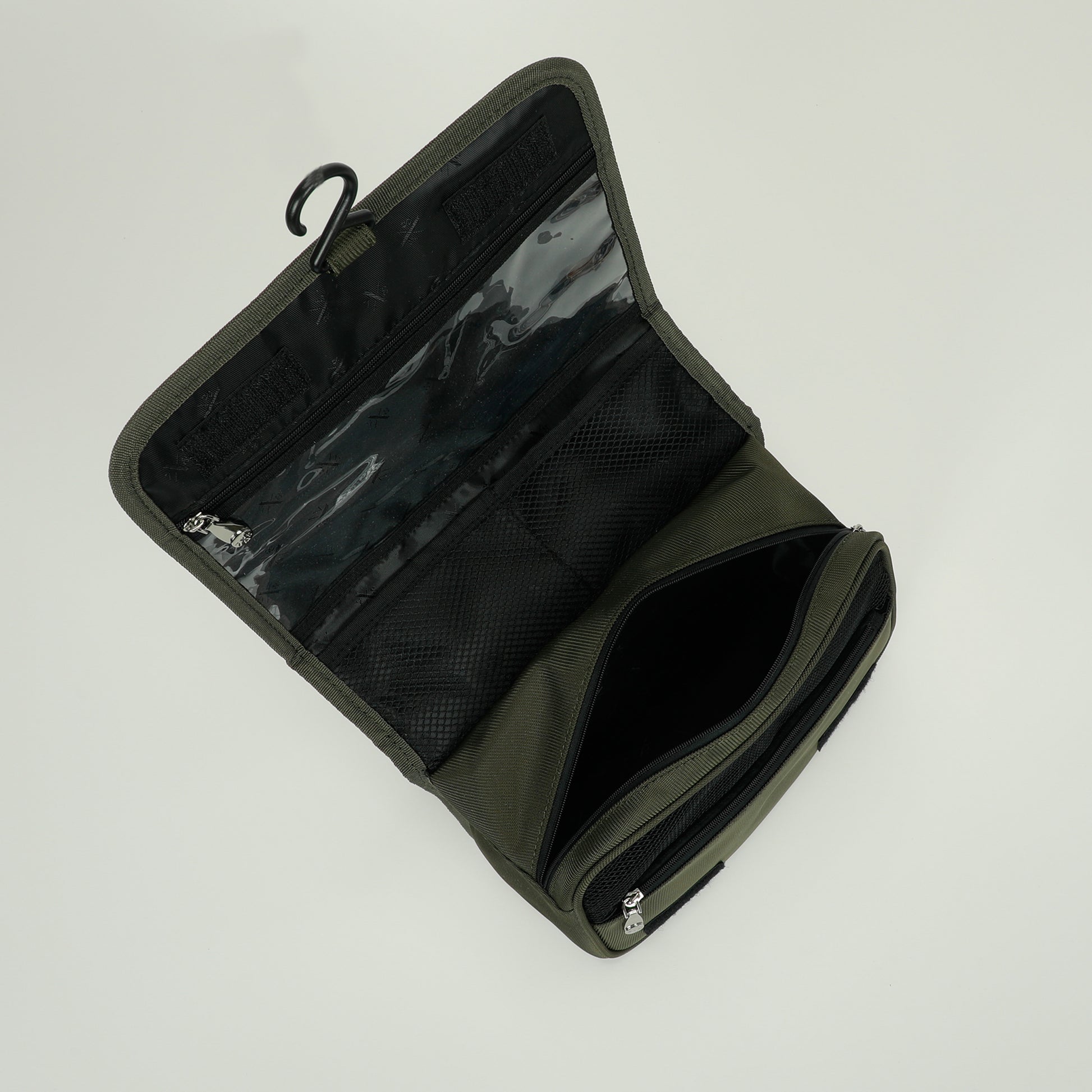 BEAUTY-CASE IN TESSUTO TECNICO
