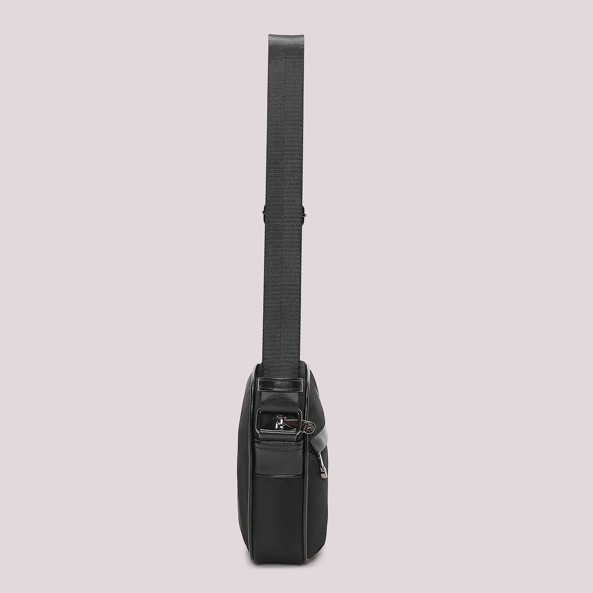 BORSA A TRACOLLA TINTA UNITA