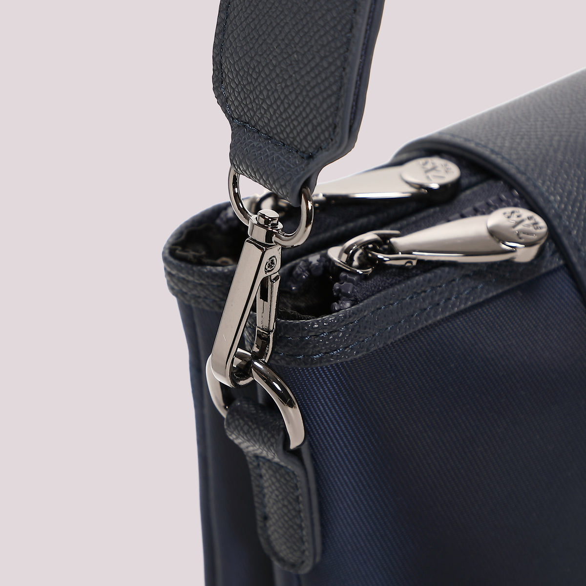 BORSA A TRACOLLA IN TELA