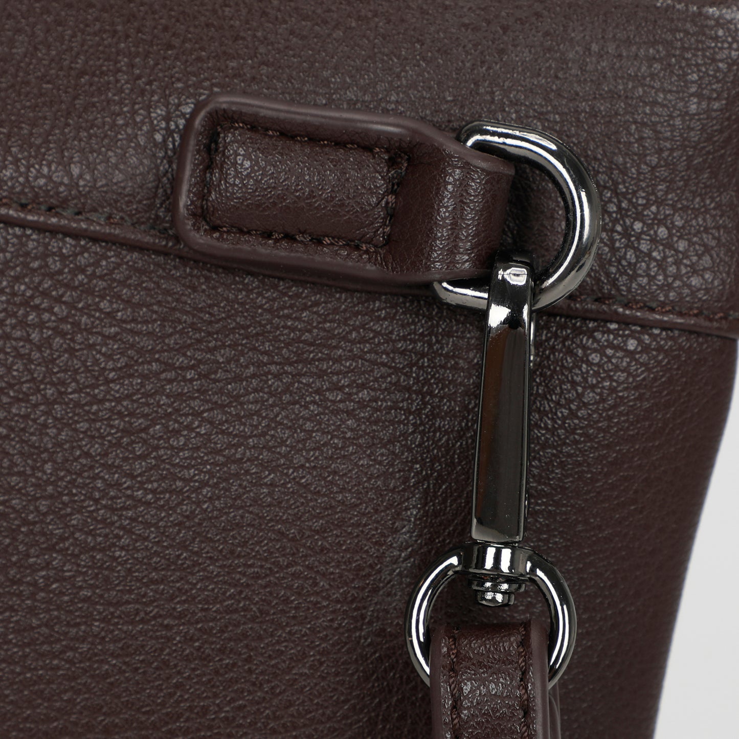 POCHETTE MONOCROMATICA