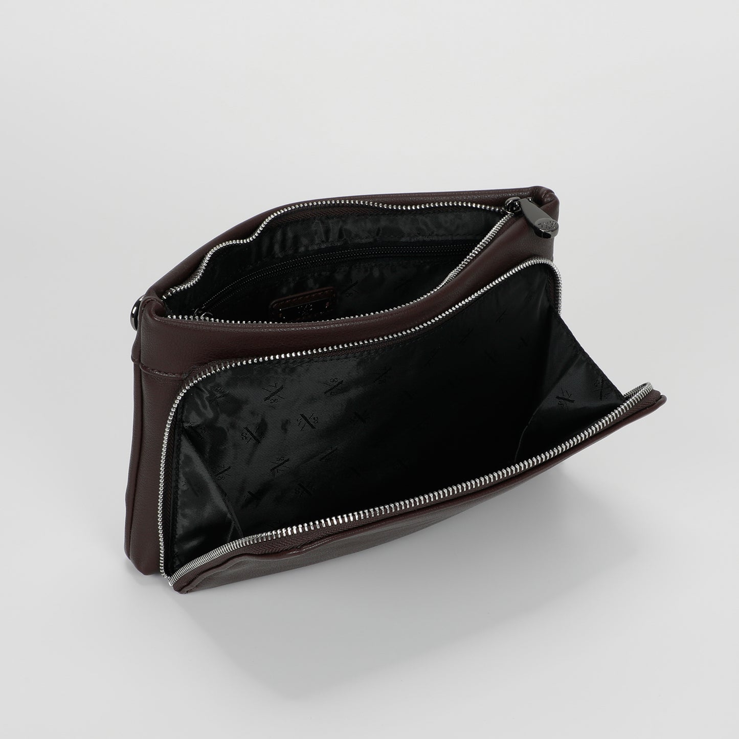POCHETTE MONOCROMATICA