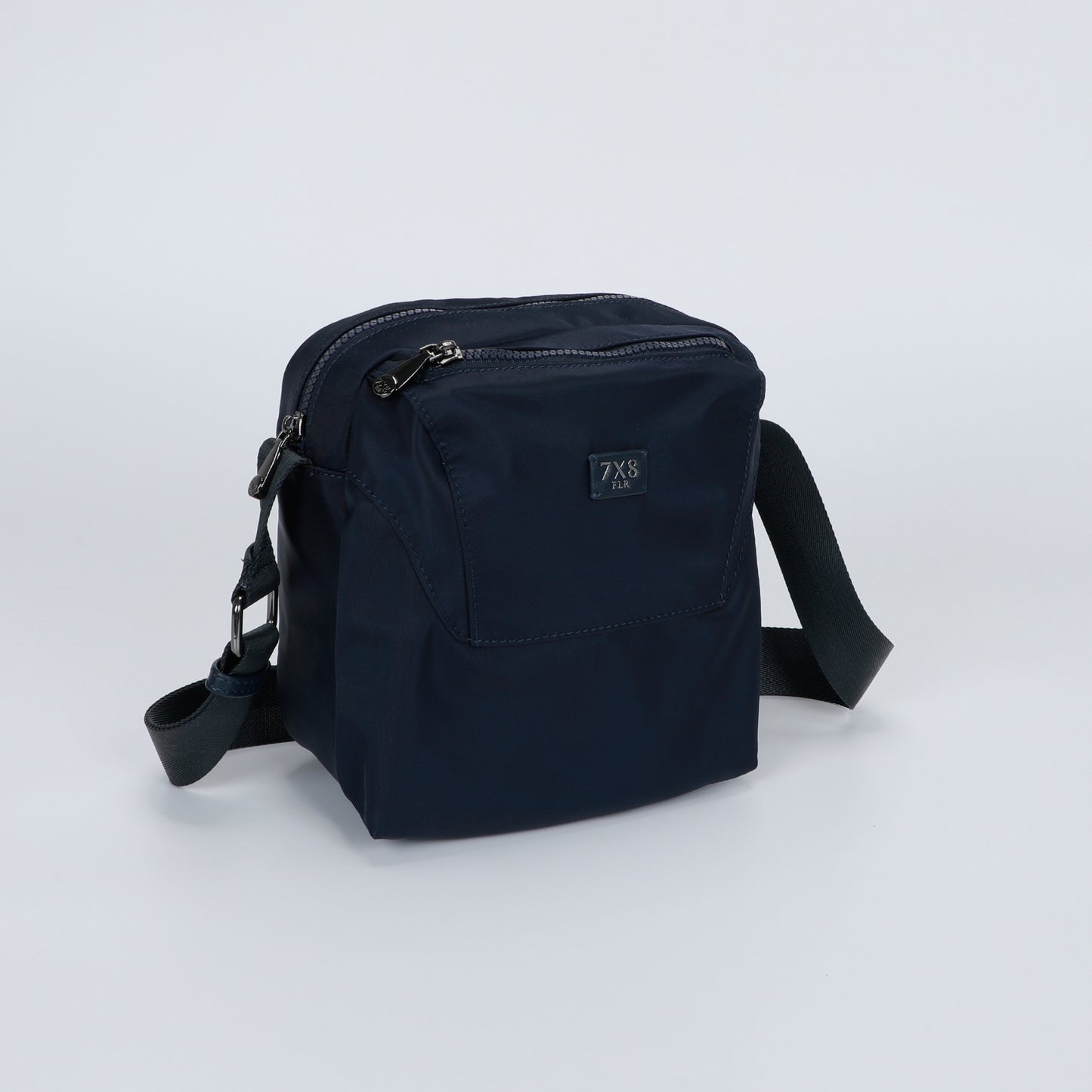 BORSA A TRACOLLA IN TESSUTO TECNICO SOFT