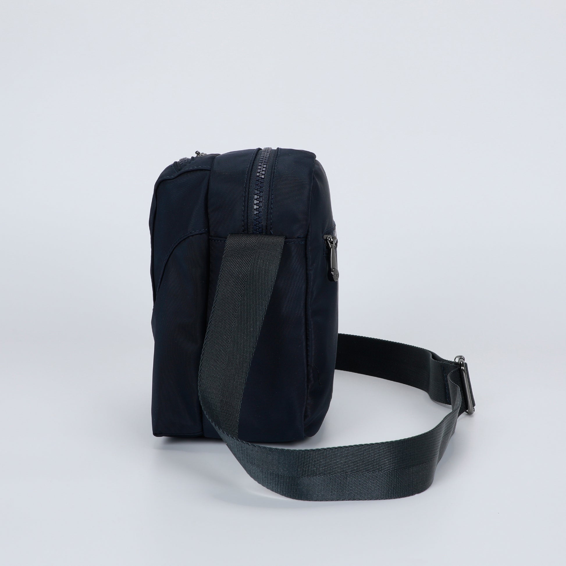BORSA A TRACOLLA IN TESSUTO TECNICO SOFT