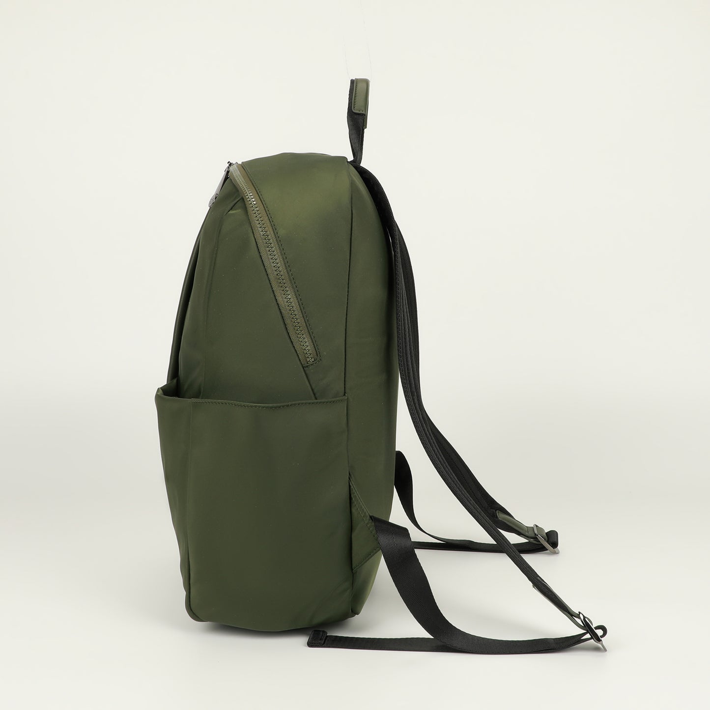 ZAINO IN TESSUTO TECNICO CON DETTAGLI IN SIMILPELLE