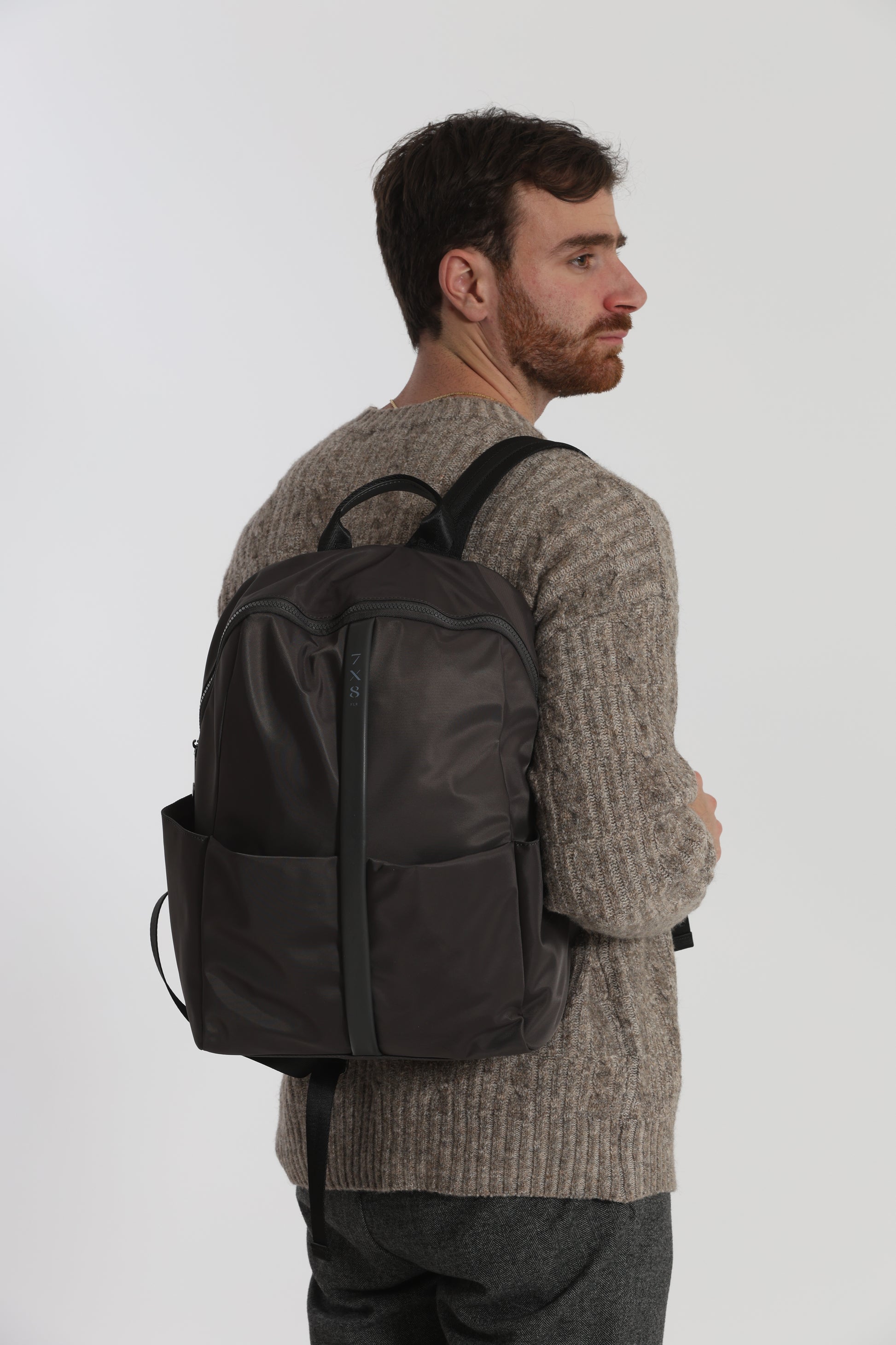 ZAINO IN TESSUTO TECNICO CON DETTAGLI IN SIMILPELLE