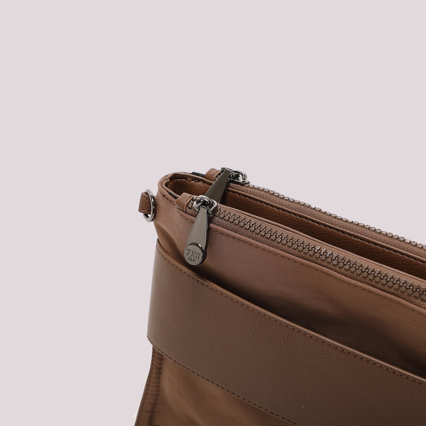 BORSA POCHETTE TEXTURE