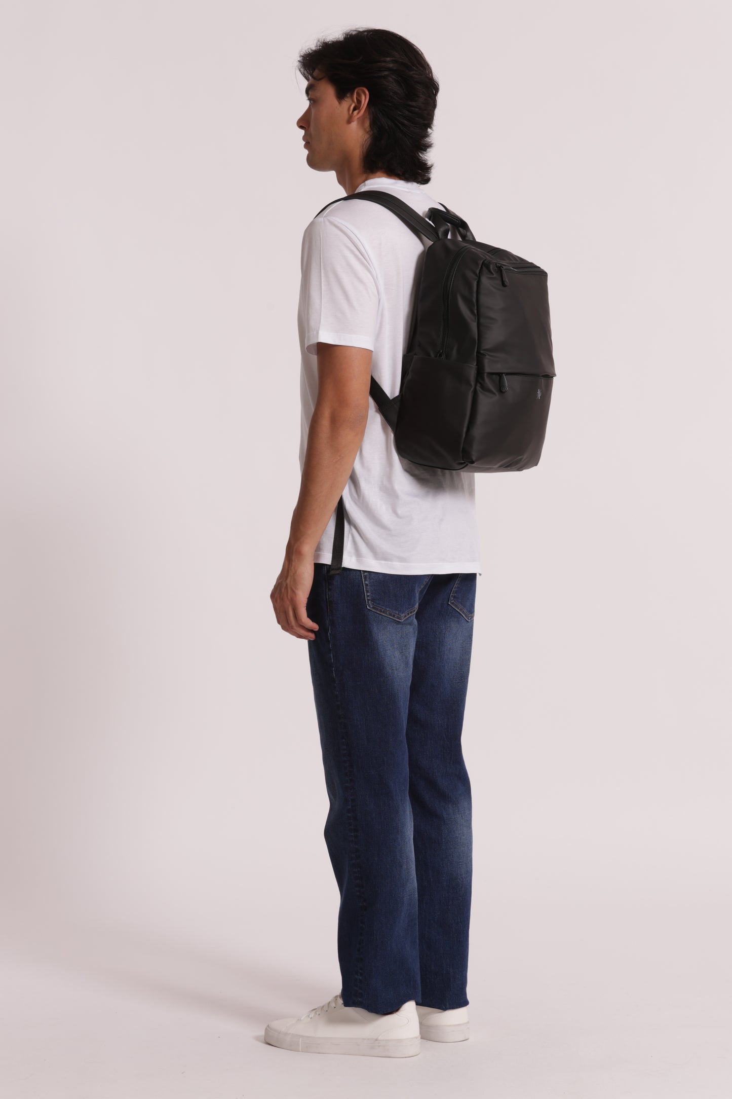 ZAINO GOMMATO IN TINTA UNITA