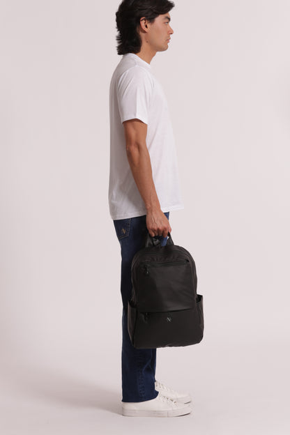 ZAINO GOMMATO IN TINTA UNITA