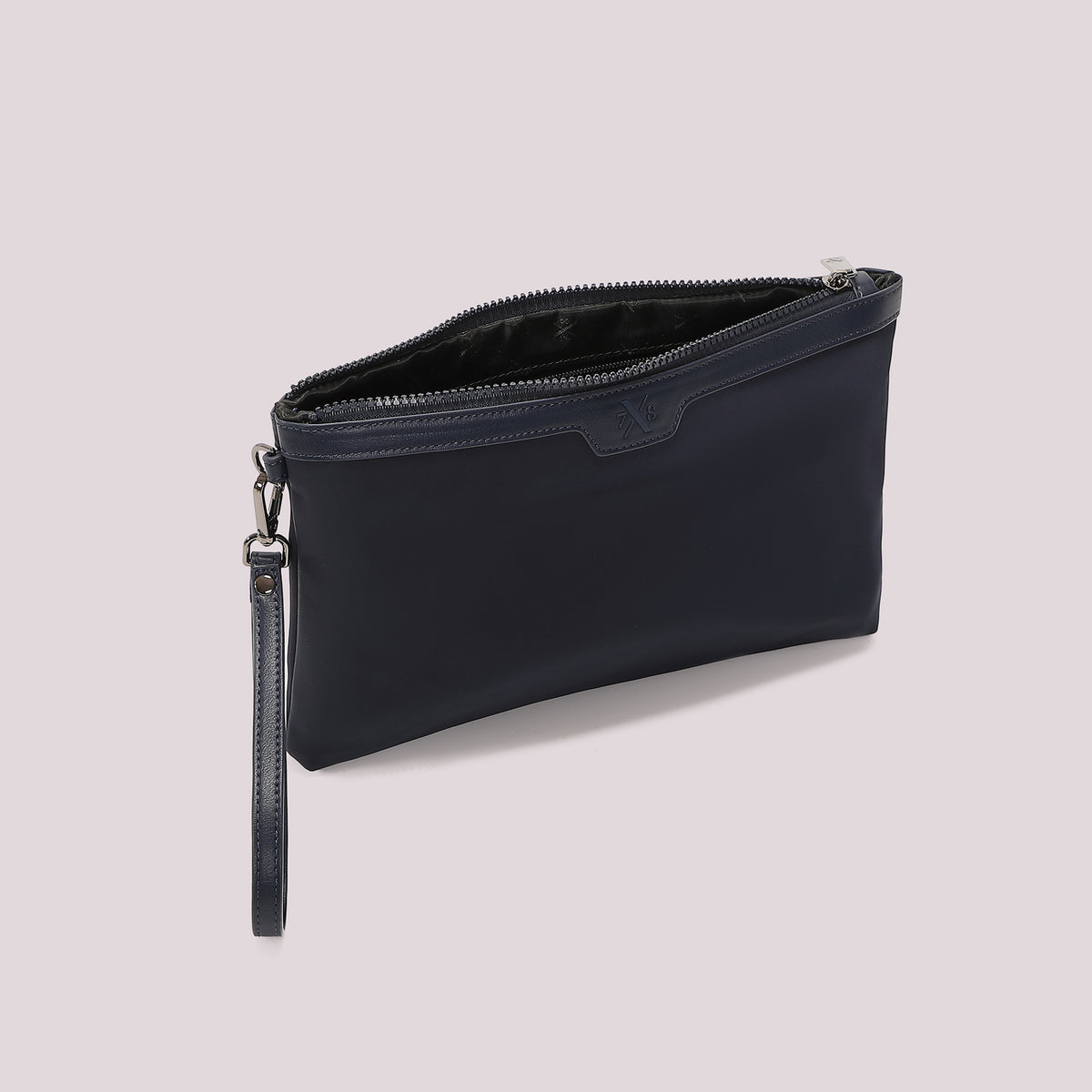 POCHETTE IN NYLON IN TINTA UNITA