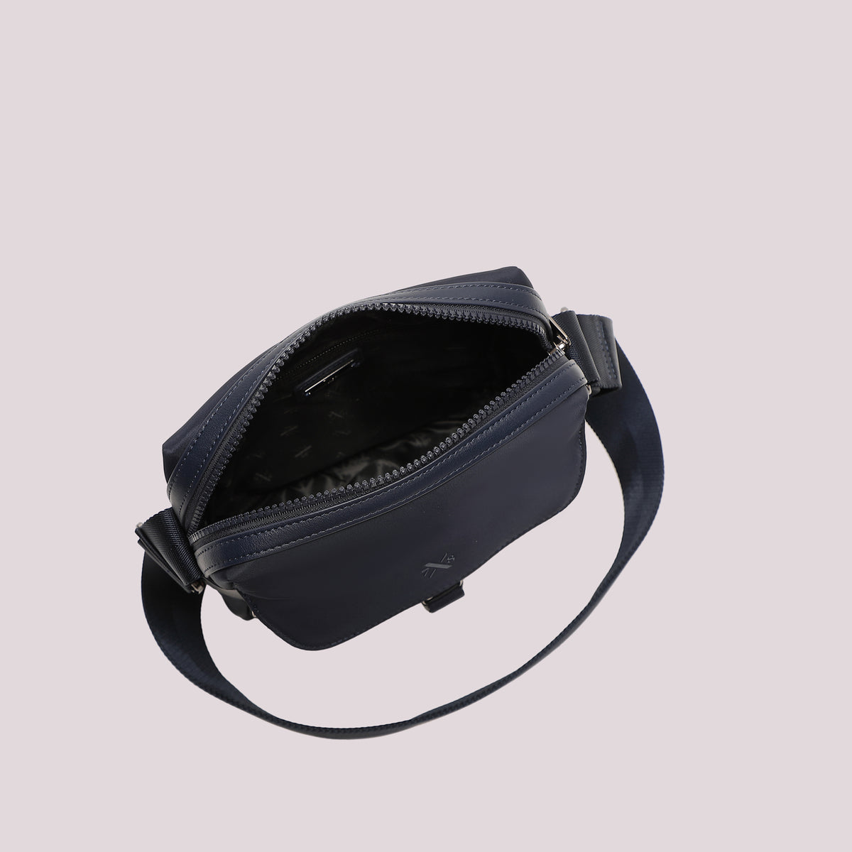 BORSA A TRACOLLA IN NYLON
